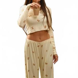 NEW THE HAPPY CAMP3R emma lounge henley top in teddy print